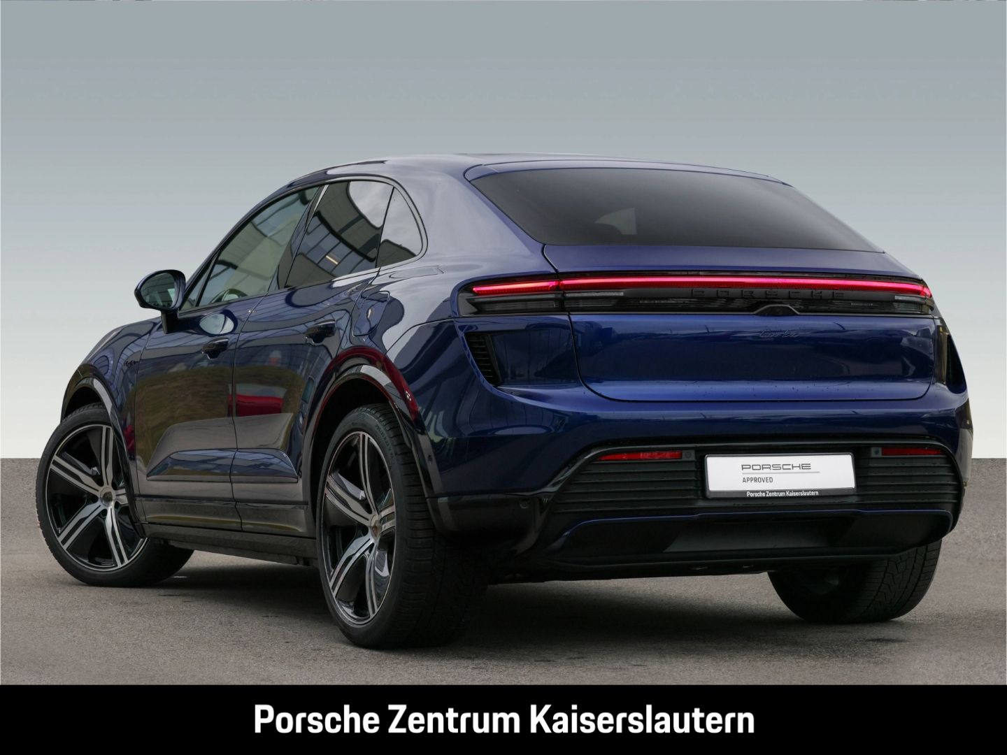 Porsche Macan Turbo LED-Matrix InnoDrive Surround-View
