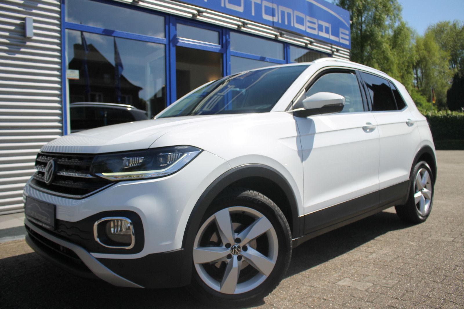 Volkswagen T-Cross Style - Samsaru's Car Outlet