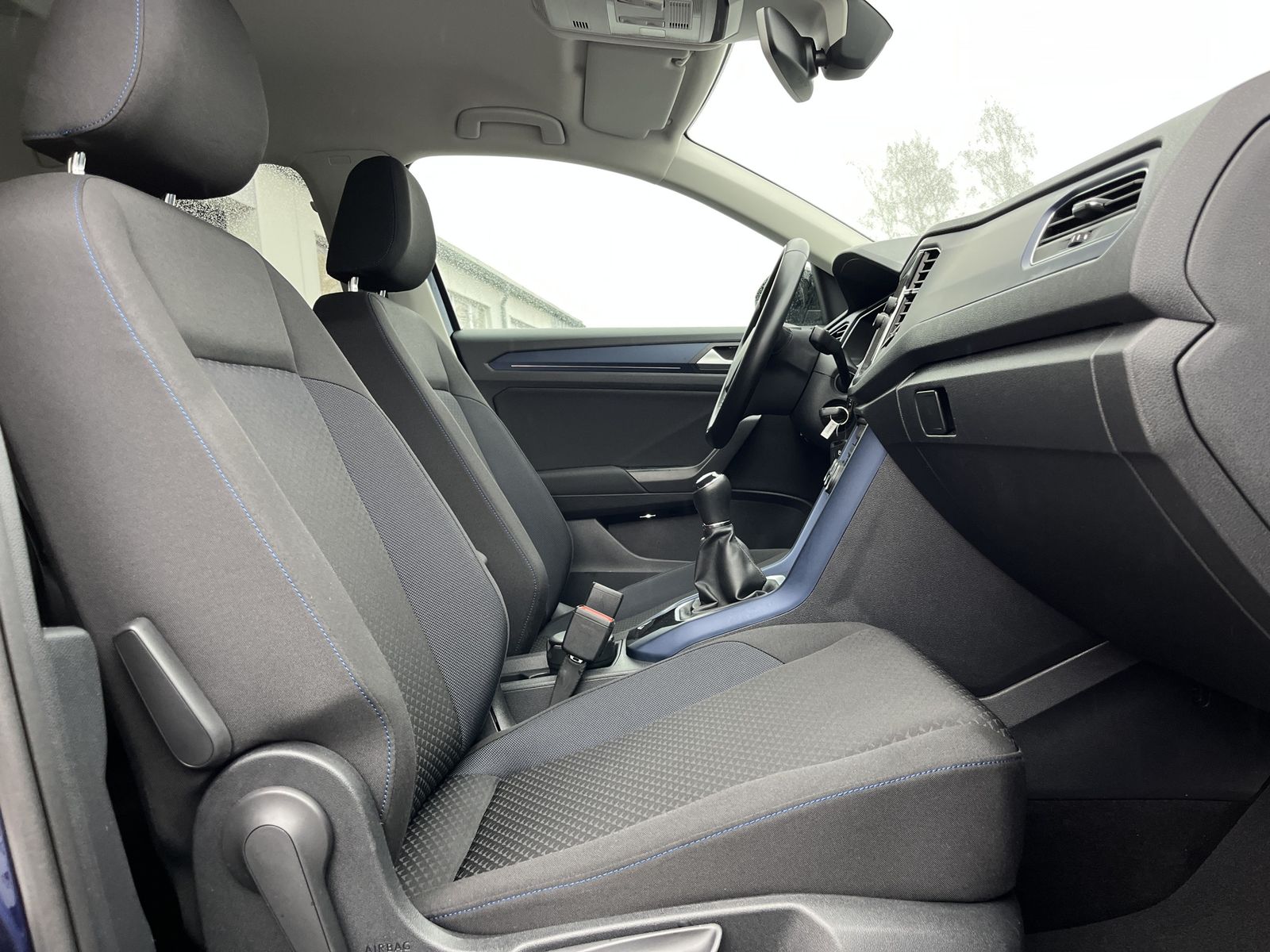 Volkswagen T-Roc 1.6 TDI UNITED - Samsaru's Car Outlet