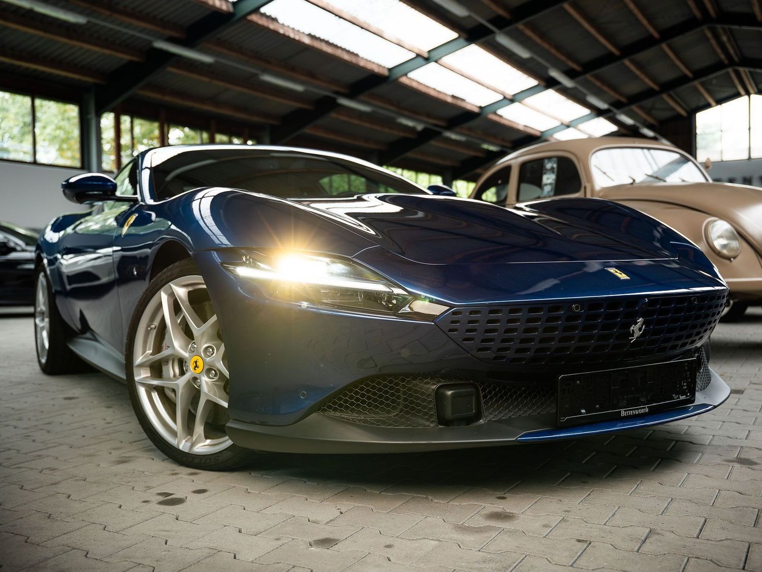Ferrari Roma Matrix LED 20 Zoll JBL Approved