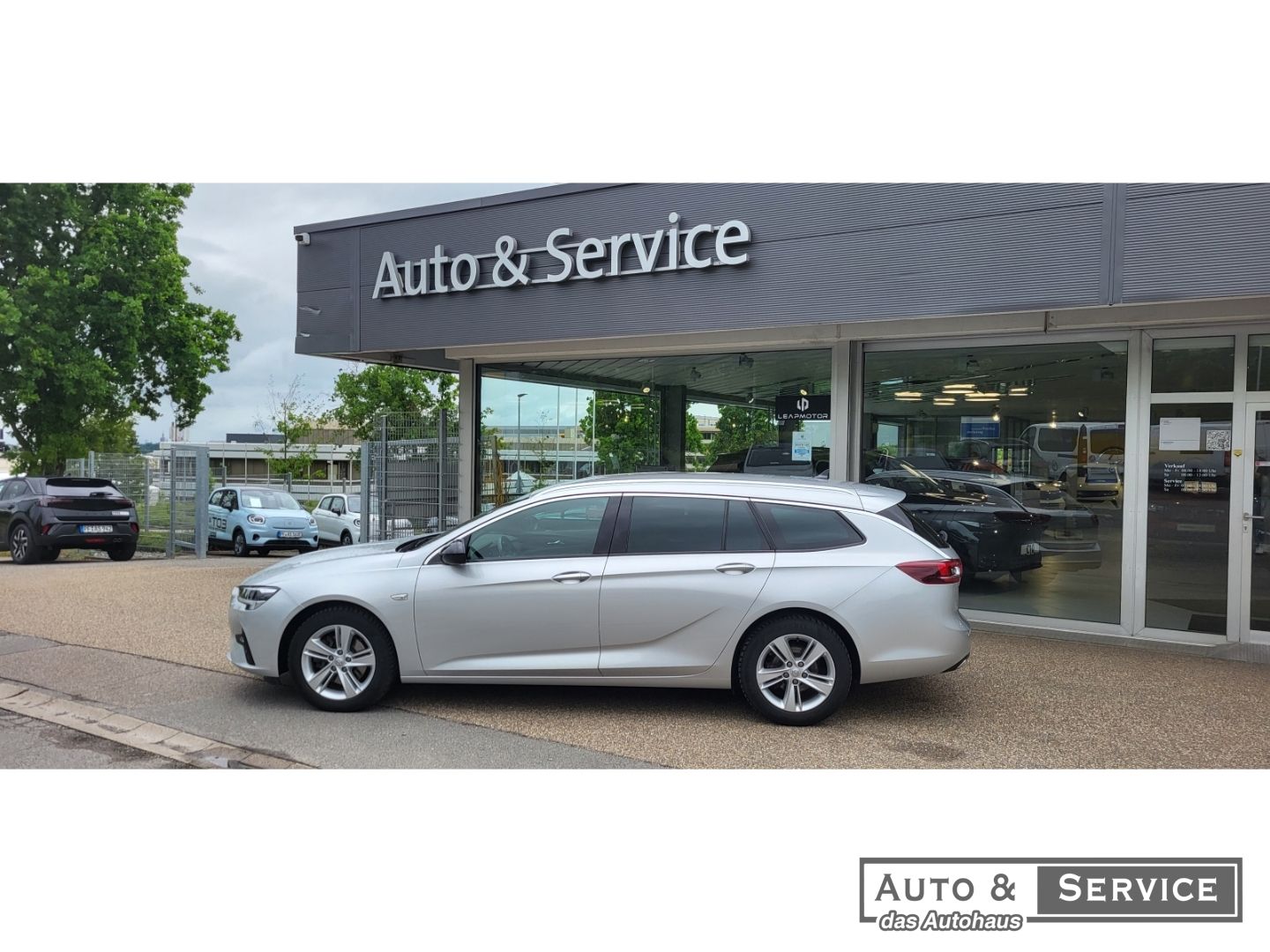 Opel Insignia B Sports T. - Samsaru's Car Outlet
