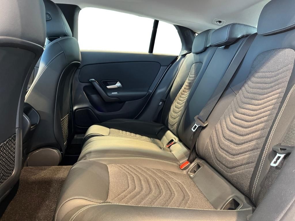 Mercedes-Benz CLA 200 d 4MATIC Shooting Brake - Samsaru's Car Outlet
