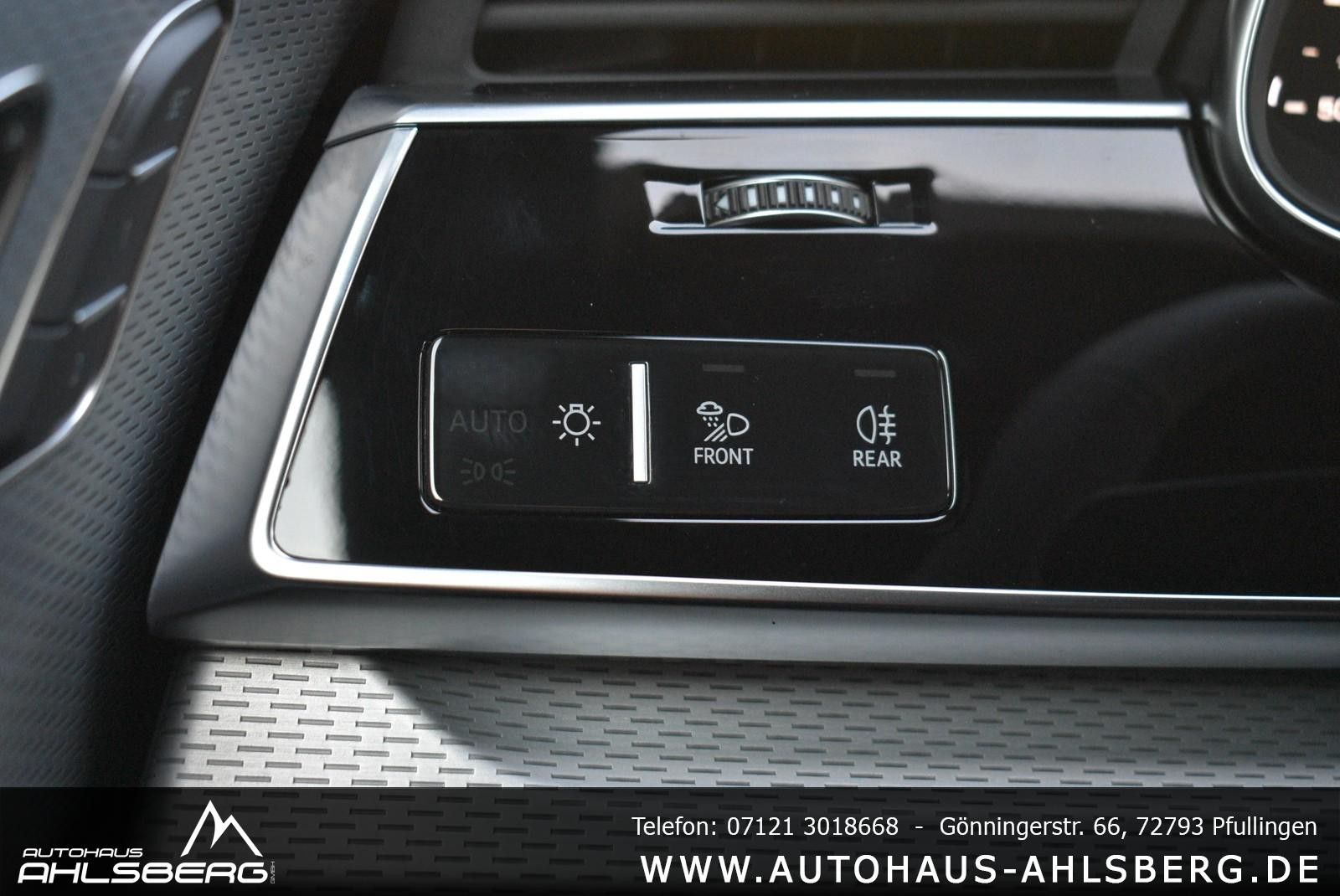 Audi Q8 S-LINE PA MATRIX/MASSA/360°/SOFT/STHZ/PANO/23