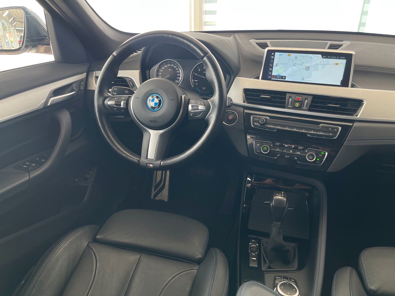 BMW X1 xDrive 25e M SPORT - Samsaru's Car Outlet