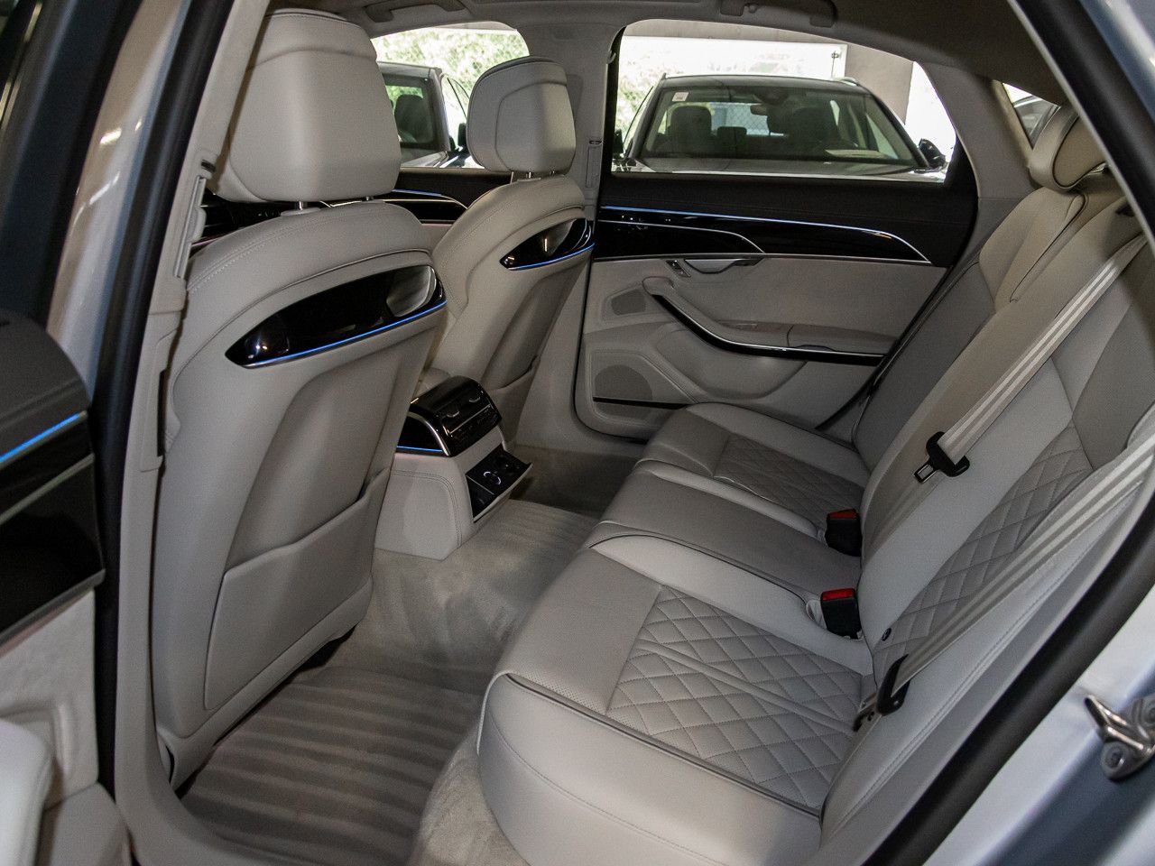 Audi A8 50 TDI quattro - Samsaru's Car Outlet