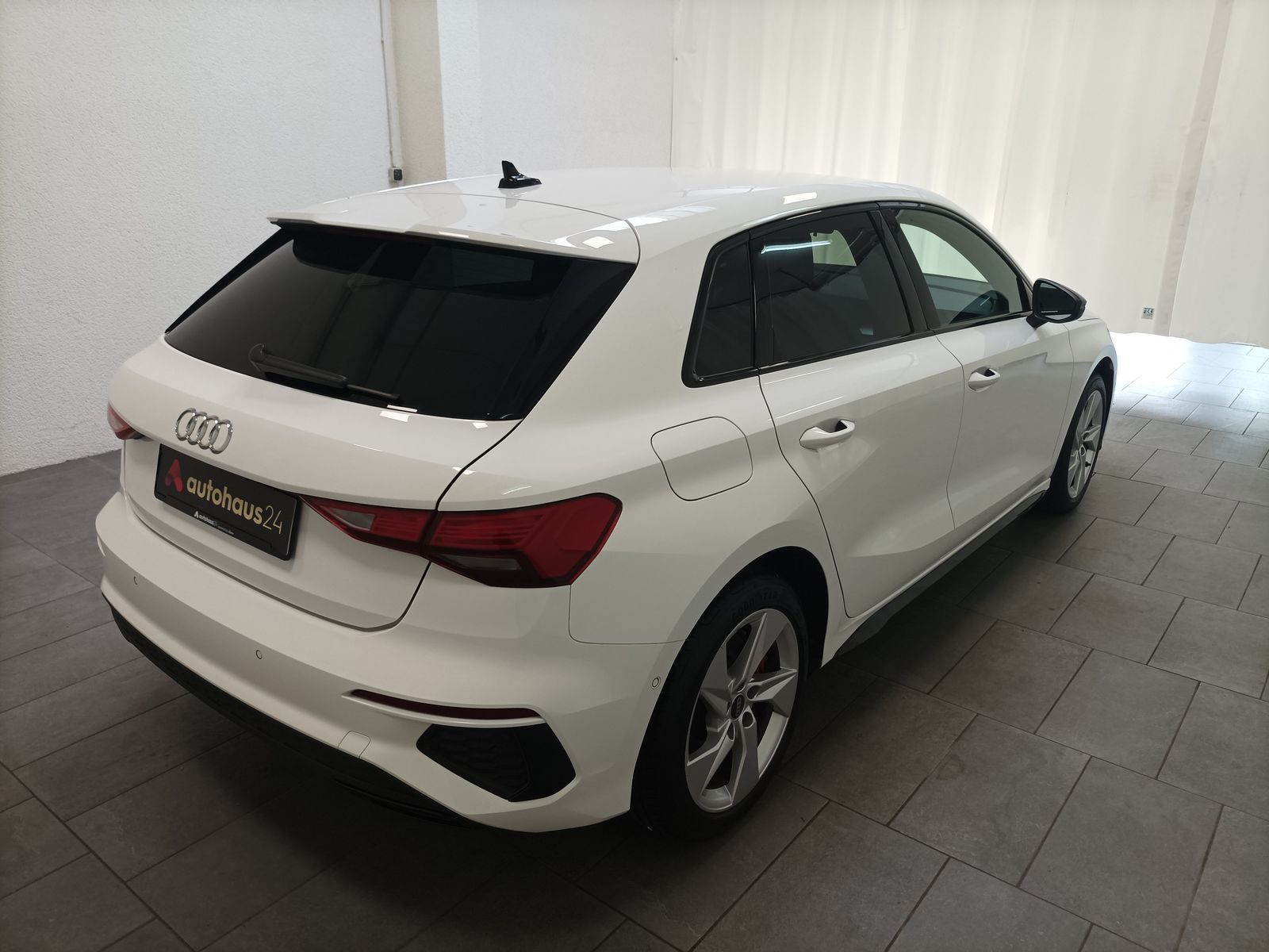 Audi A3 45 1.4 TFSI e S Line|Navi|V. Cockpit|PDC|LED