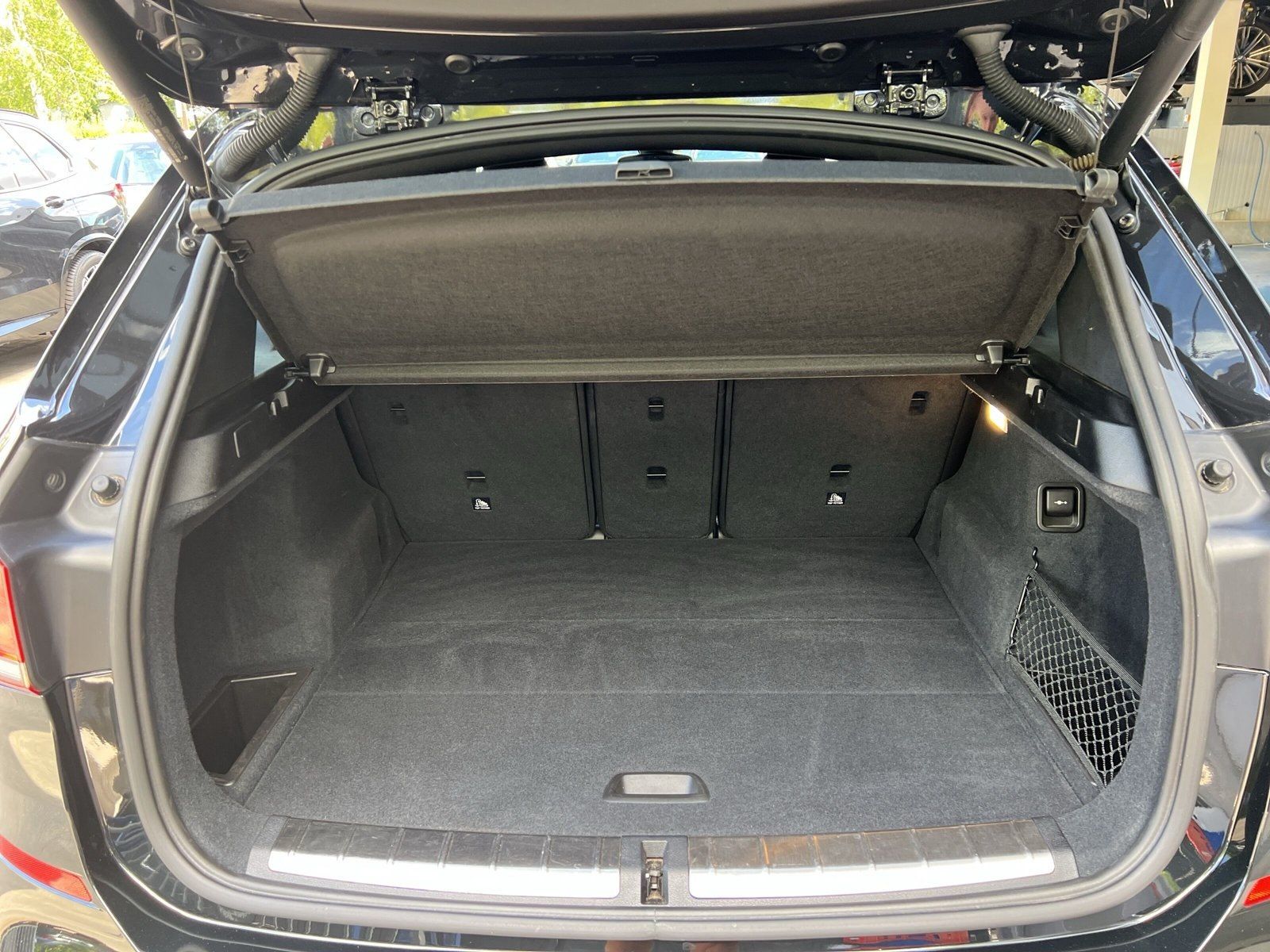 BMW X1 xDrive20d M SPORT - Samsaru's Car Outlet