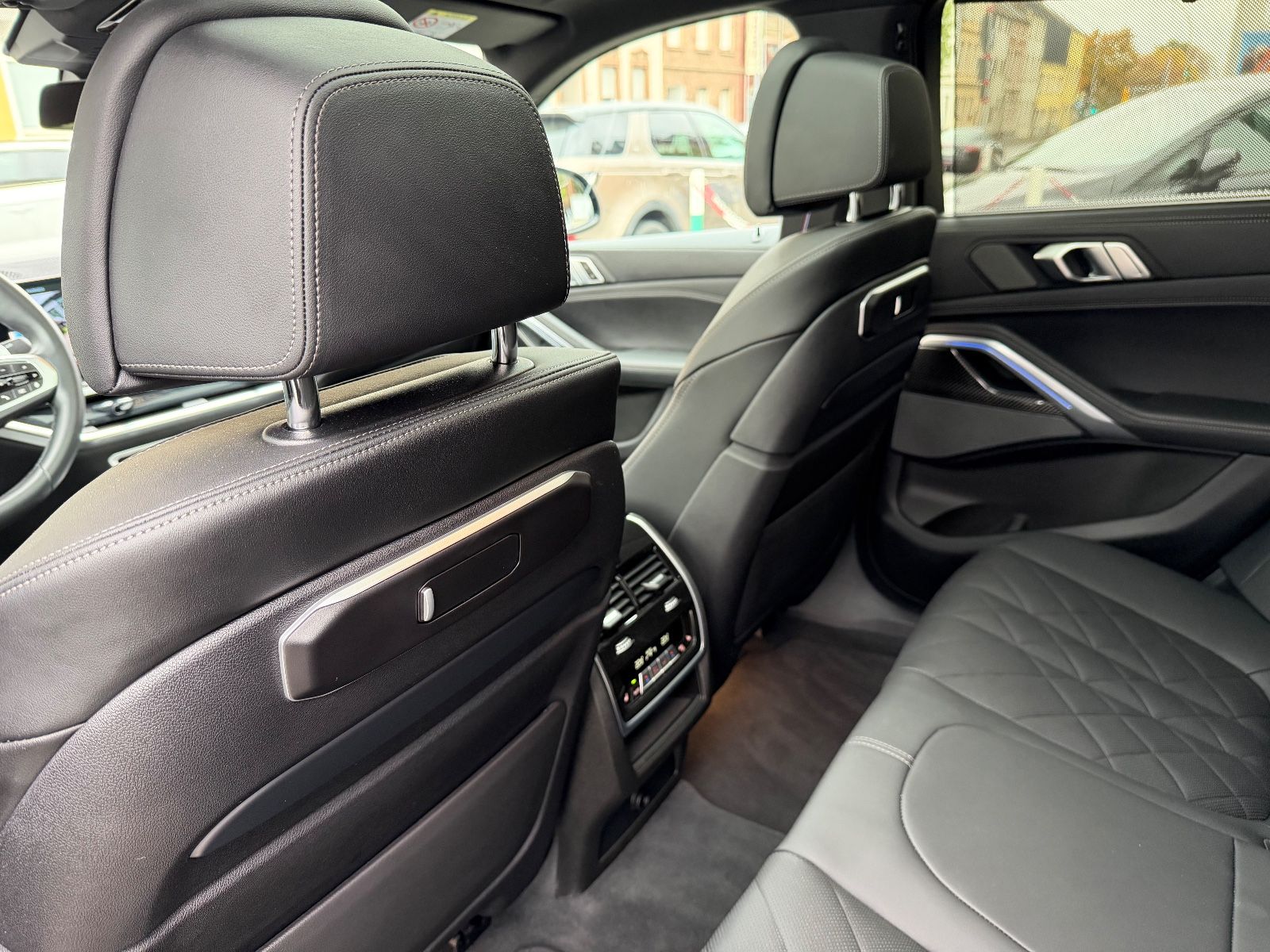 BMW X6 30 d xDrive M Sport ABSOLUT VOLL 22 ZOLL
