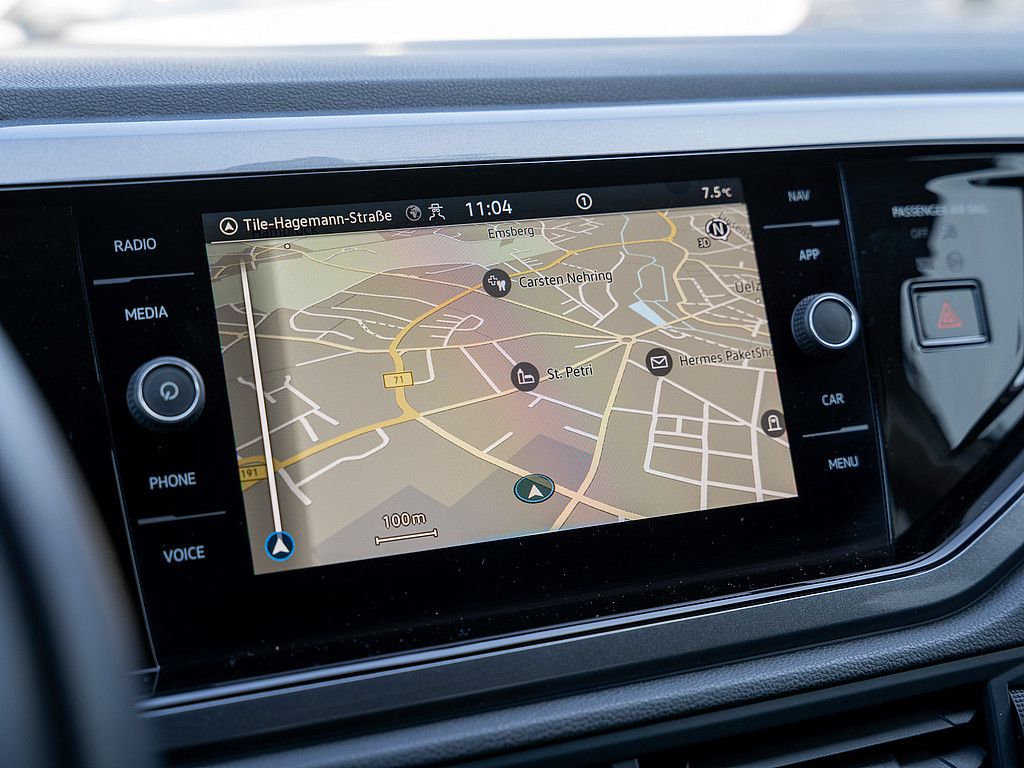 Volkswagen Polo 1.0 TSI Highline DSG - Samsaru's Car Outlet