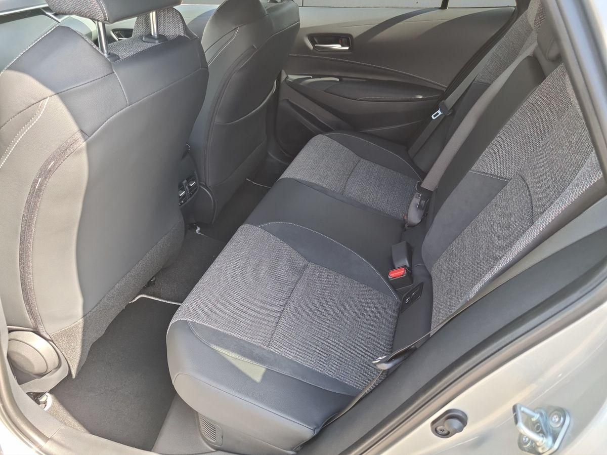 Toyota Corolla 2.0 TS Hybrid Teamplayer Techpaket