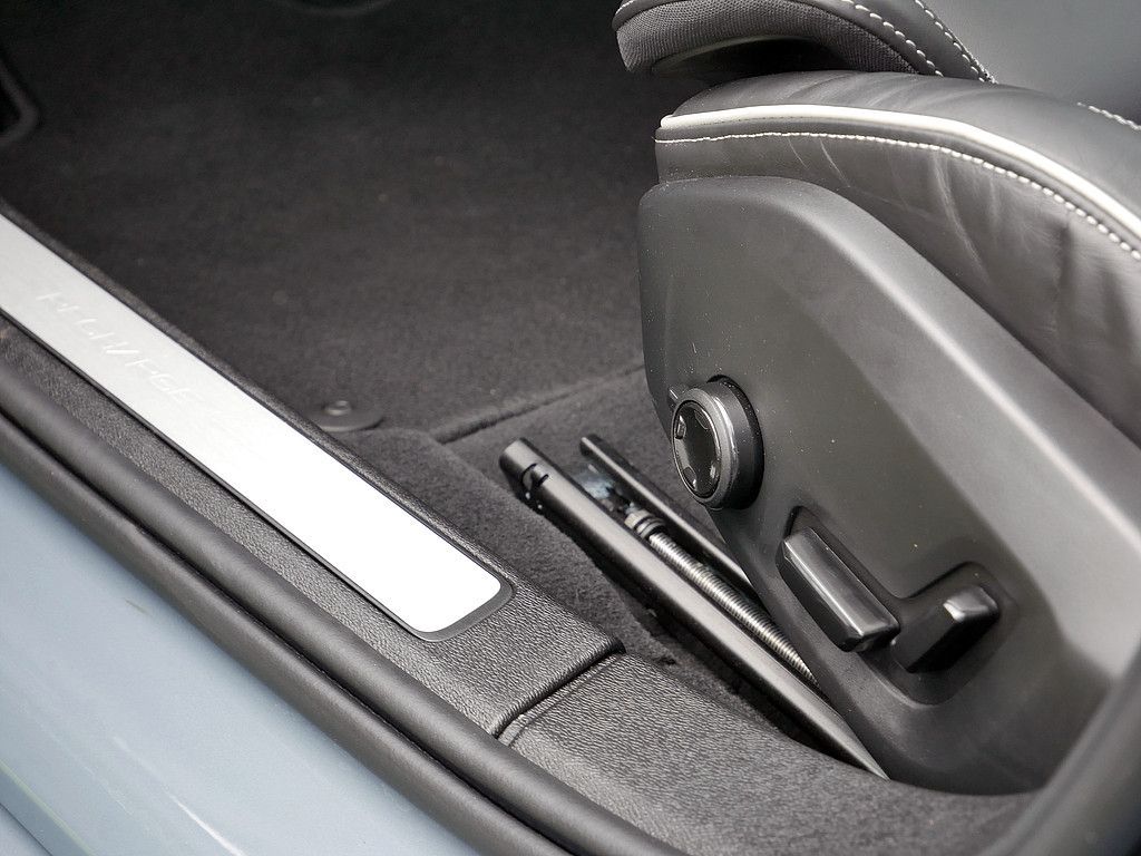 Volvo S60 T8 Twin Engine AWD Ultimate Dark Plug-InE6