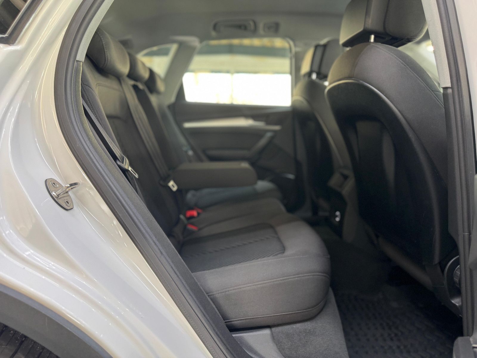 Audi Q5 35 TDI quattro - Samsaru's Car Outlet