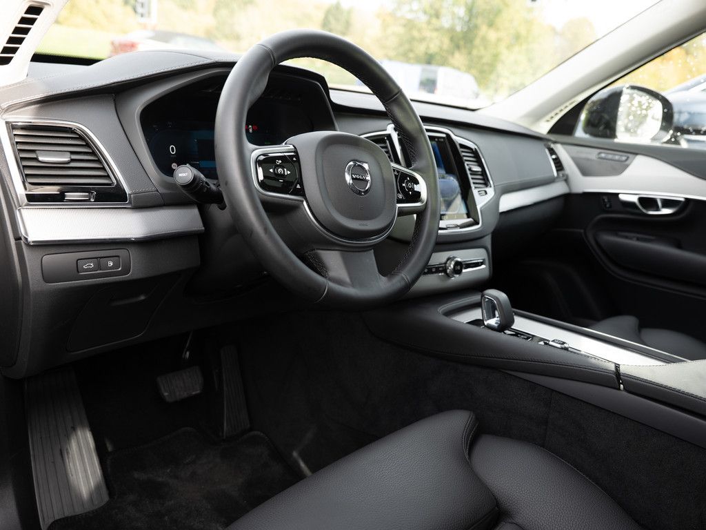 Volvo XC90 T8 Plus Dark Recharge AWD ACC 360° 7-SITZER