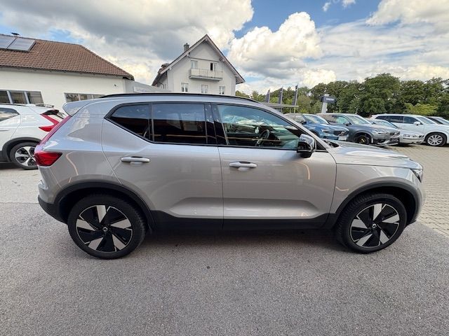 Volvo XC40 Plus Recharge Pure Electric AWD Twin StandH
