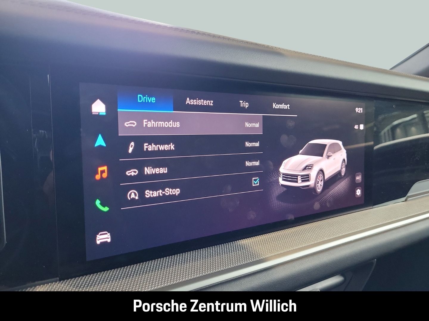 Porsche Cayenne Panoramadach Luftfederung LED-Matrix