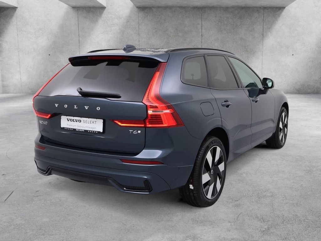 Volvo XC60 T6 Plus Dark Recharge Plug-In Hybrid AWD