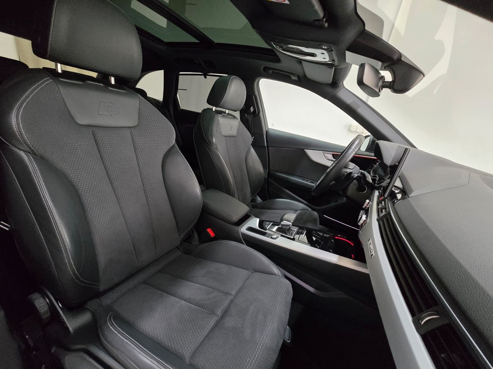 Audi A4 Avant 40 TDI qu. S Line Matrix Panorama B&O