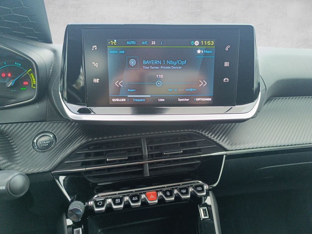 Peugeot 2008 Elektro Active - Samsaru's Car Outlet