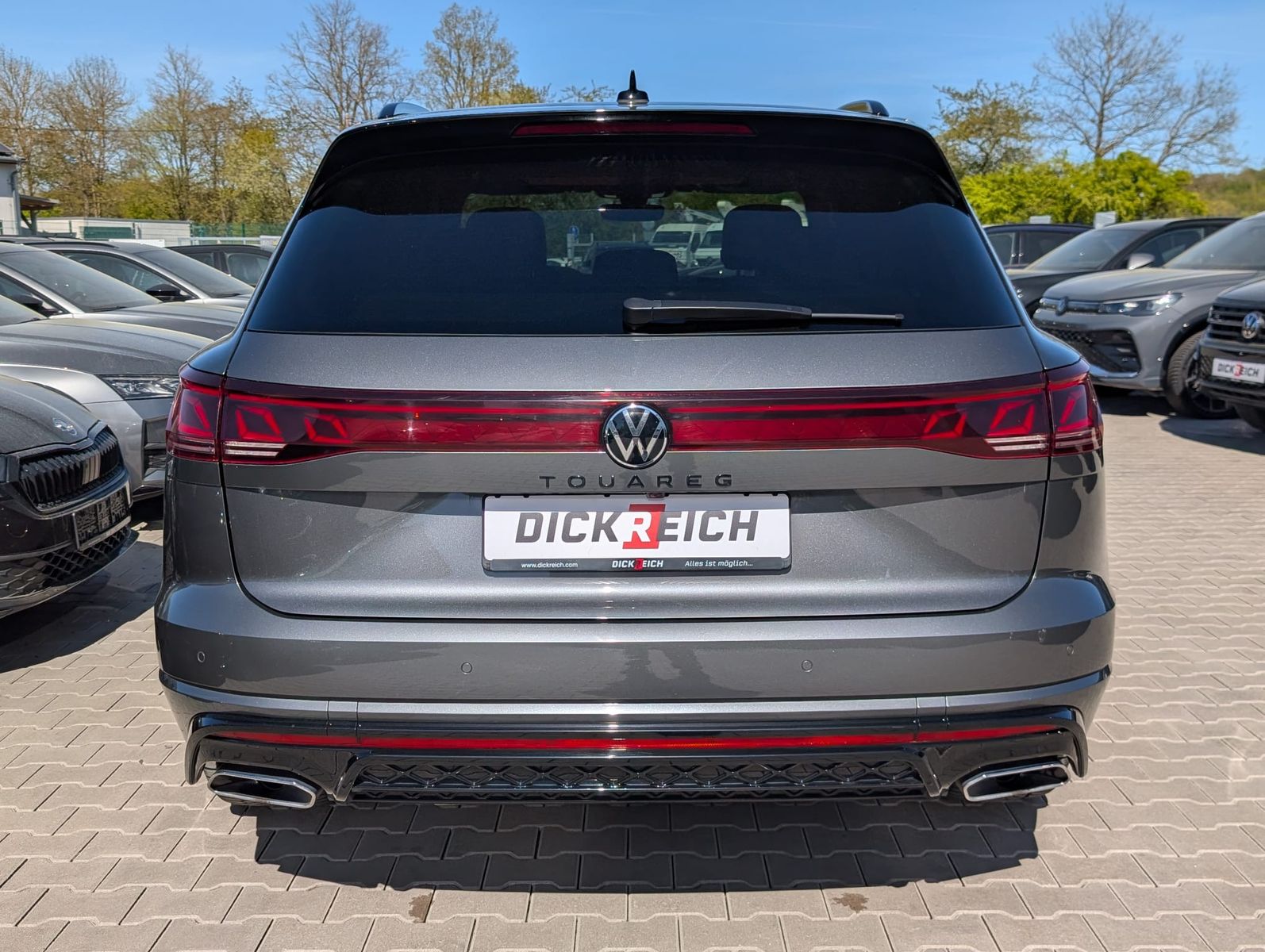 Volkswagen Touareg 3.0TDI 4M R-Line VOLL Black 22" UPE 114T