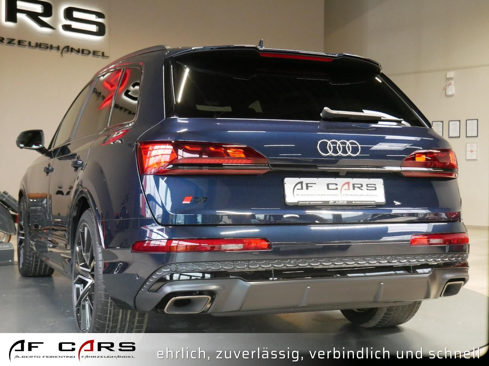 Audi Q7 50 TDI quattro S line S Sport 7 Seat Matrix