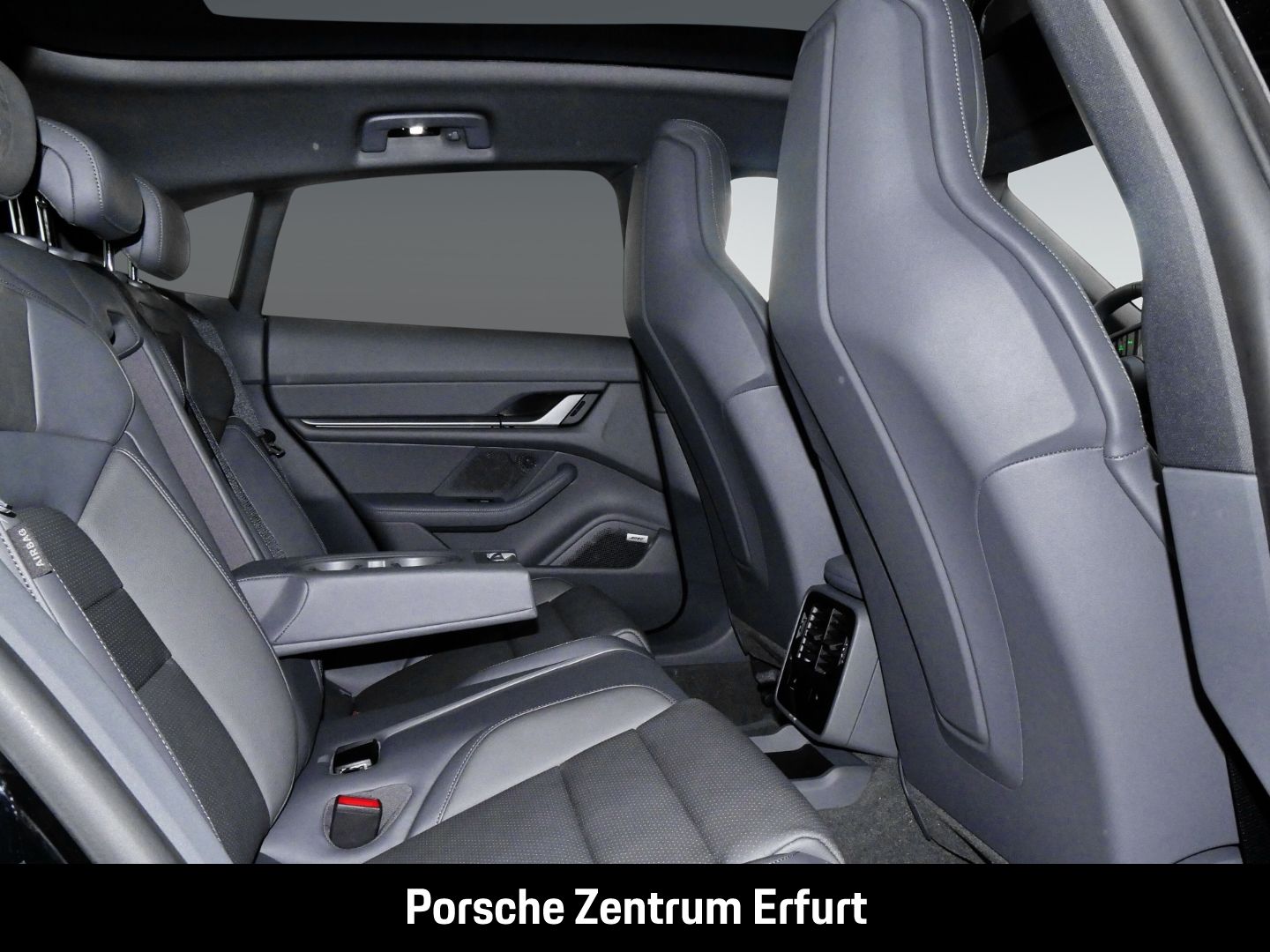 Porsche Taycan Sport Turismo/Performancebatterie Plus/So