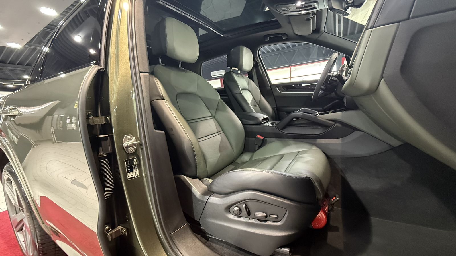 Porsche Cayenne S Sport Chrono +PANO+360*KAMERA+SOFTCLOS