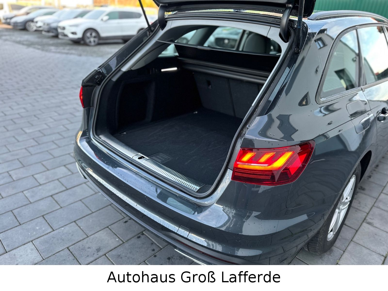 Audi A4 Avant 35 TFSI - Samsaru's Car Outlet