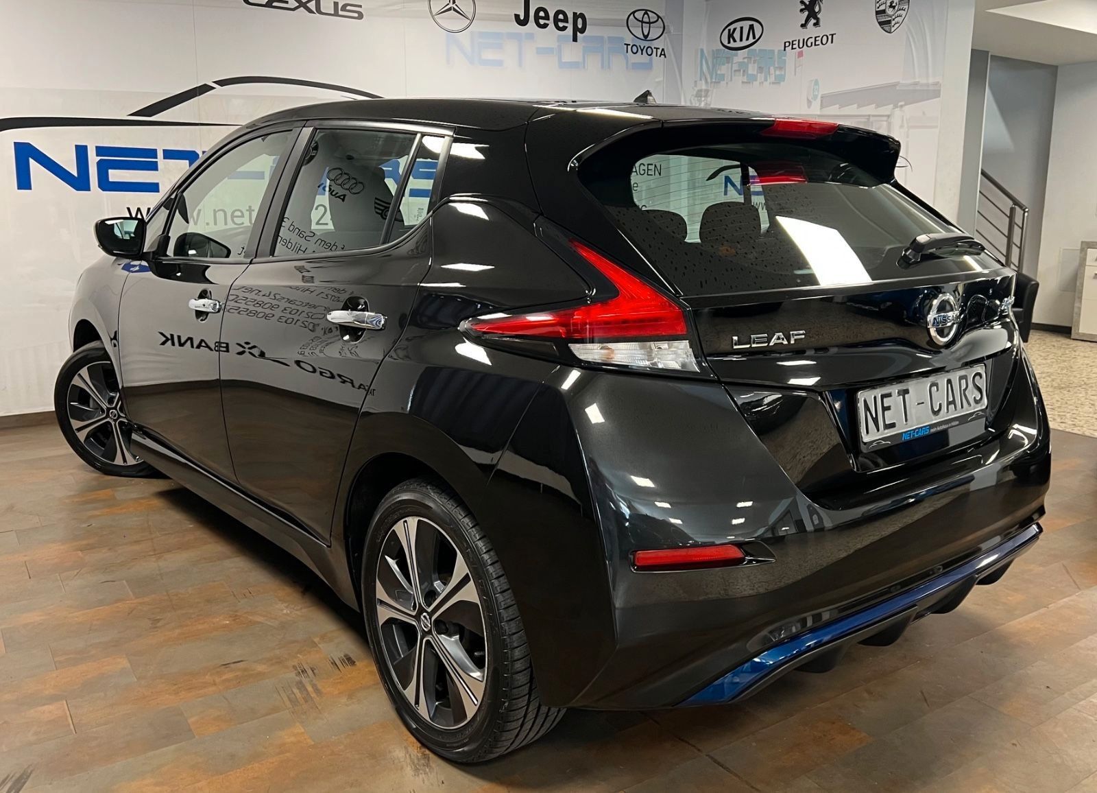 Nissan Leaf 62KWH - Samsaru's Car Outlet