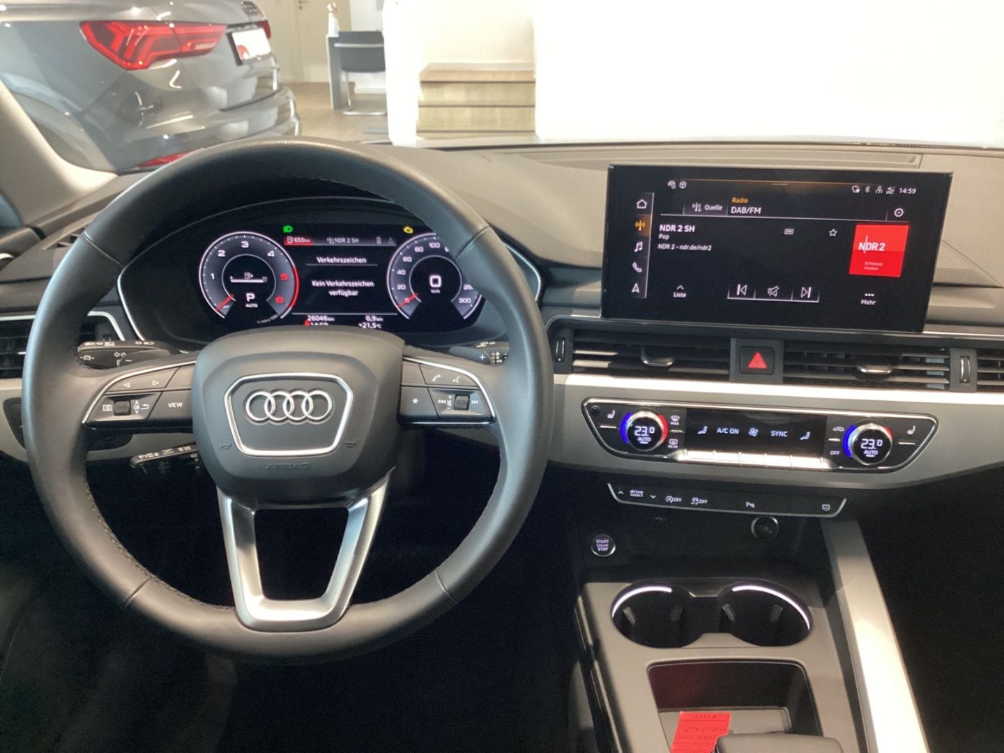 Audi A4 Avant S line 40TDI quattro S tronic ACC Rückf