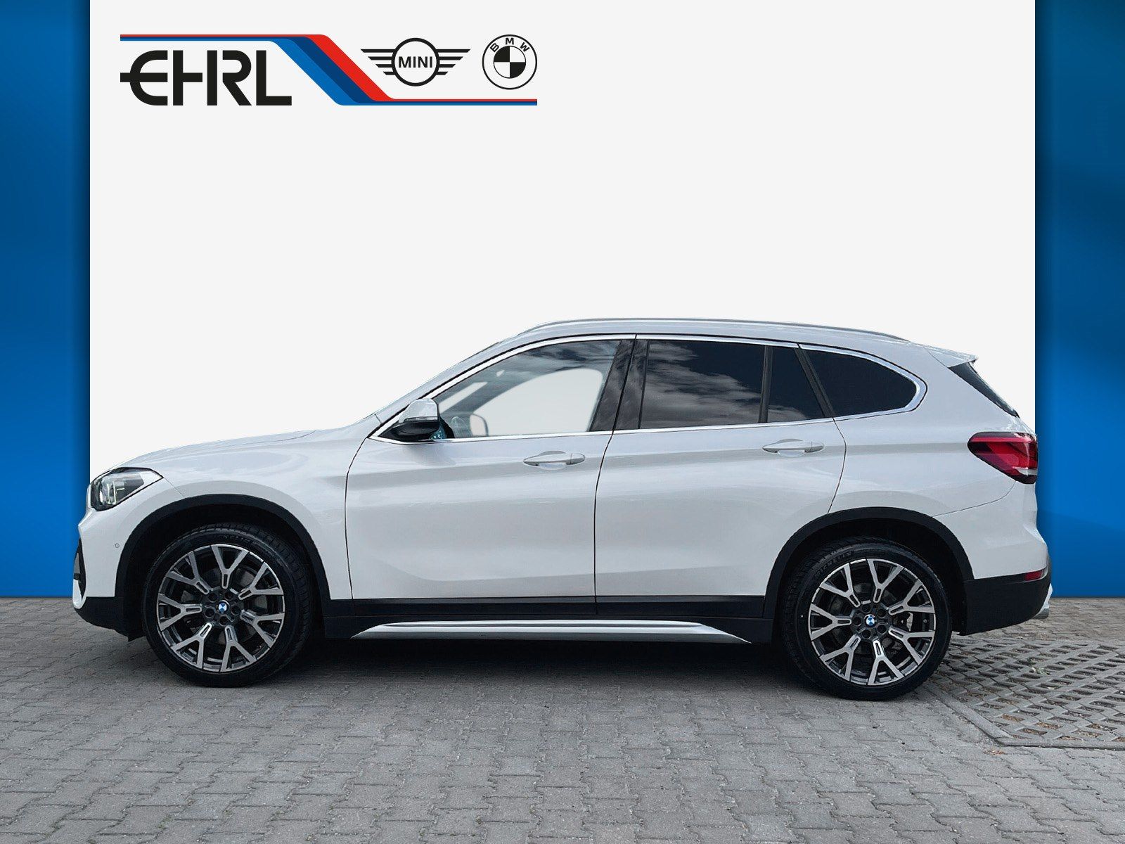 BMW X1 xDrive20i X LINE - Samsaru's Car Outlet