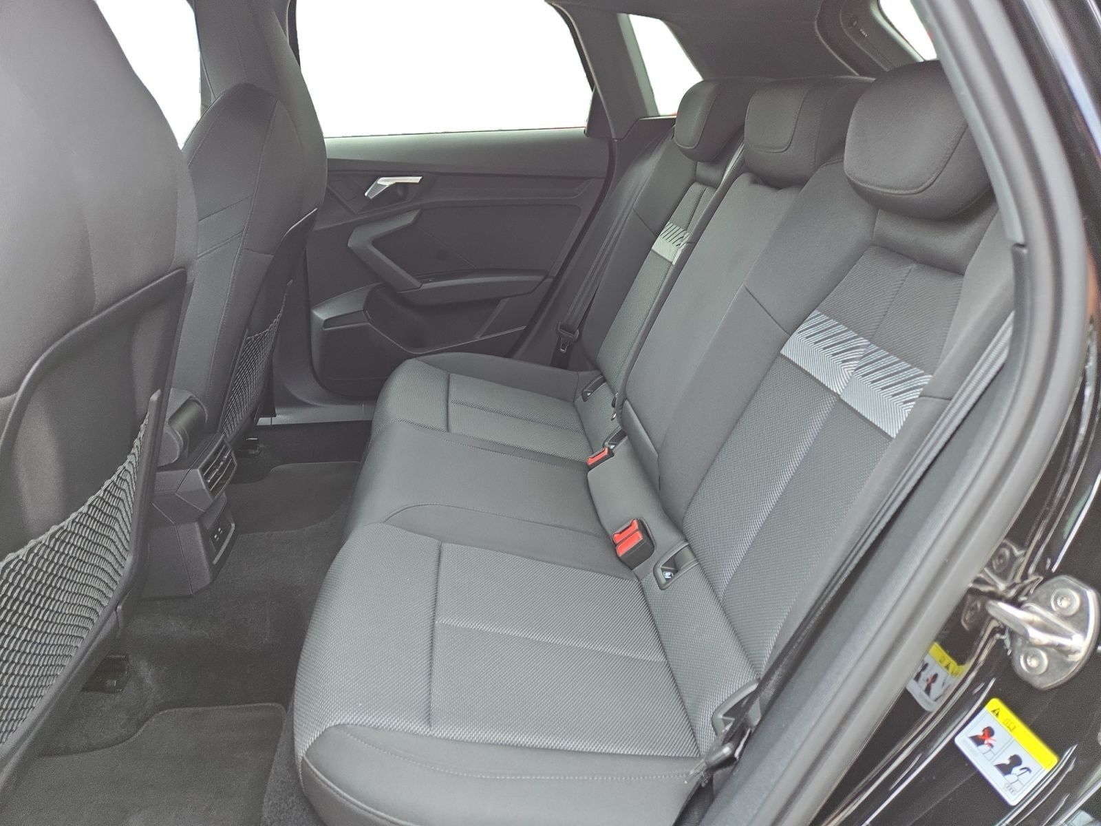 Audi A3 Sportback 30 TDI S tr., KAM/SHZ/NAVI/VIRTUAL/