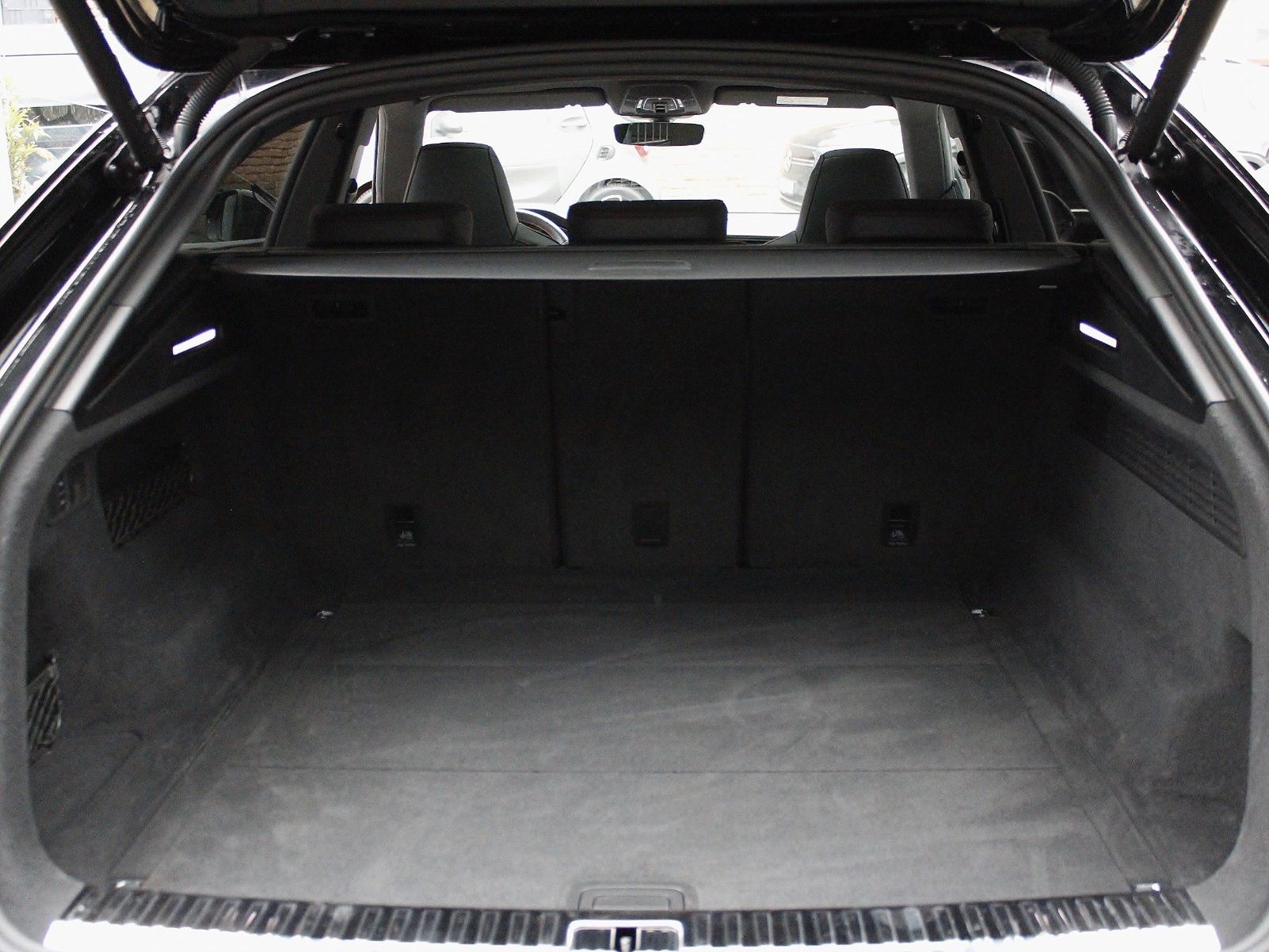 Audi RSQ8 *MATRiX*HUD*B&O*SPORTABGAS*PANORAMA*23"Y