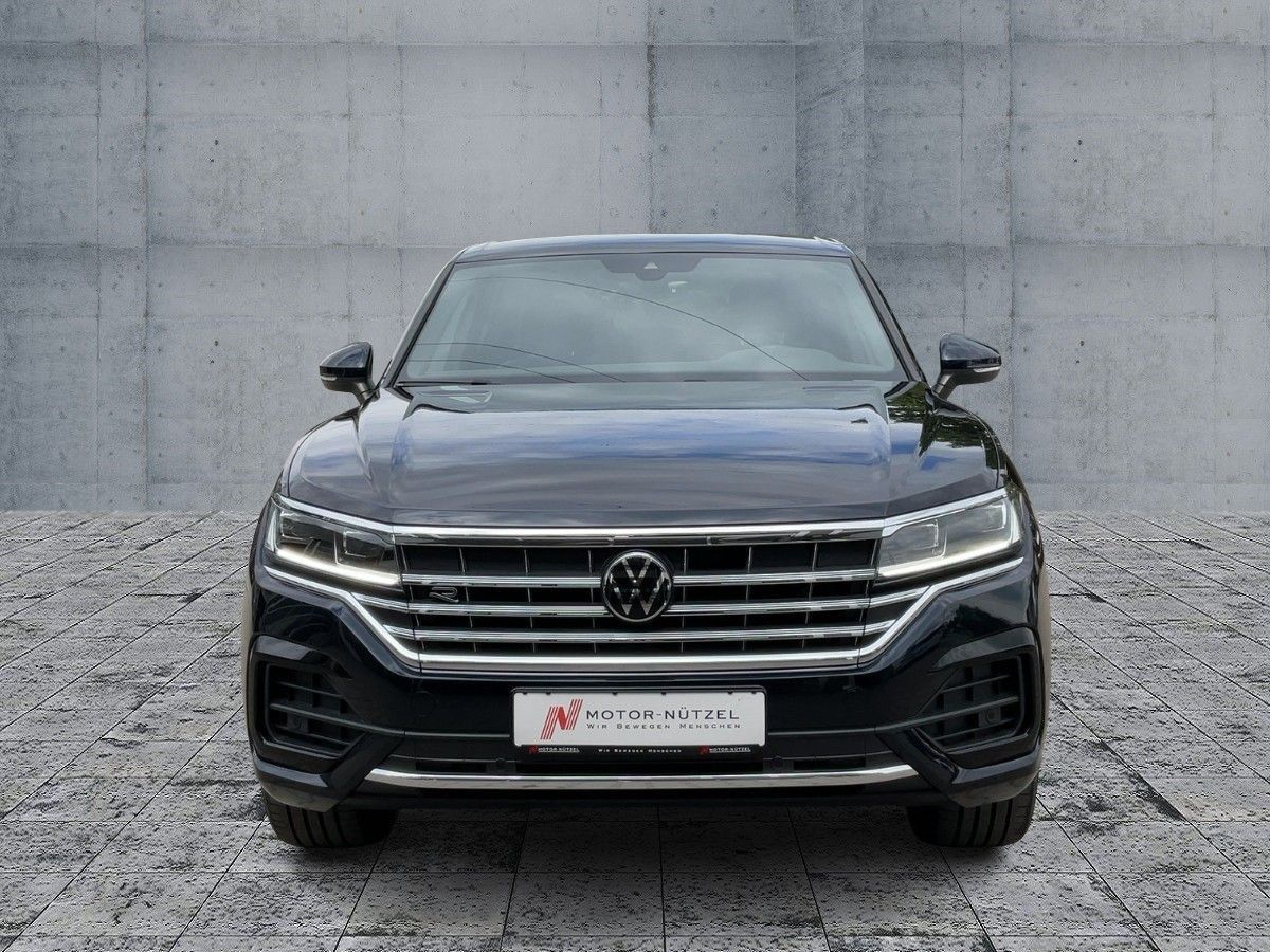 Volkswagen Touareg 3.0 TDI 4M R-LINE - Samsaru's Car Outlet