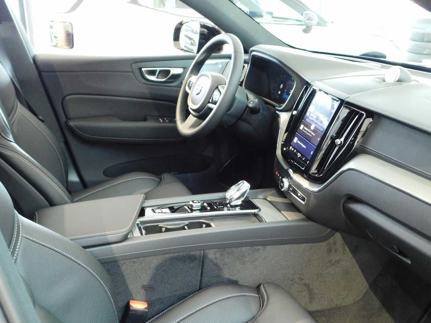 Volvo XC60 Plug-In-Hybrid T8 AWD Plug-in Hybrid Plus B