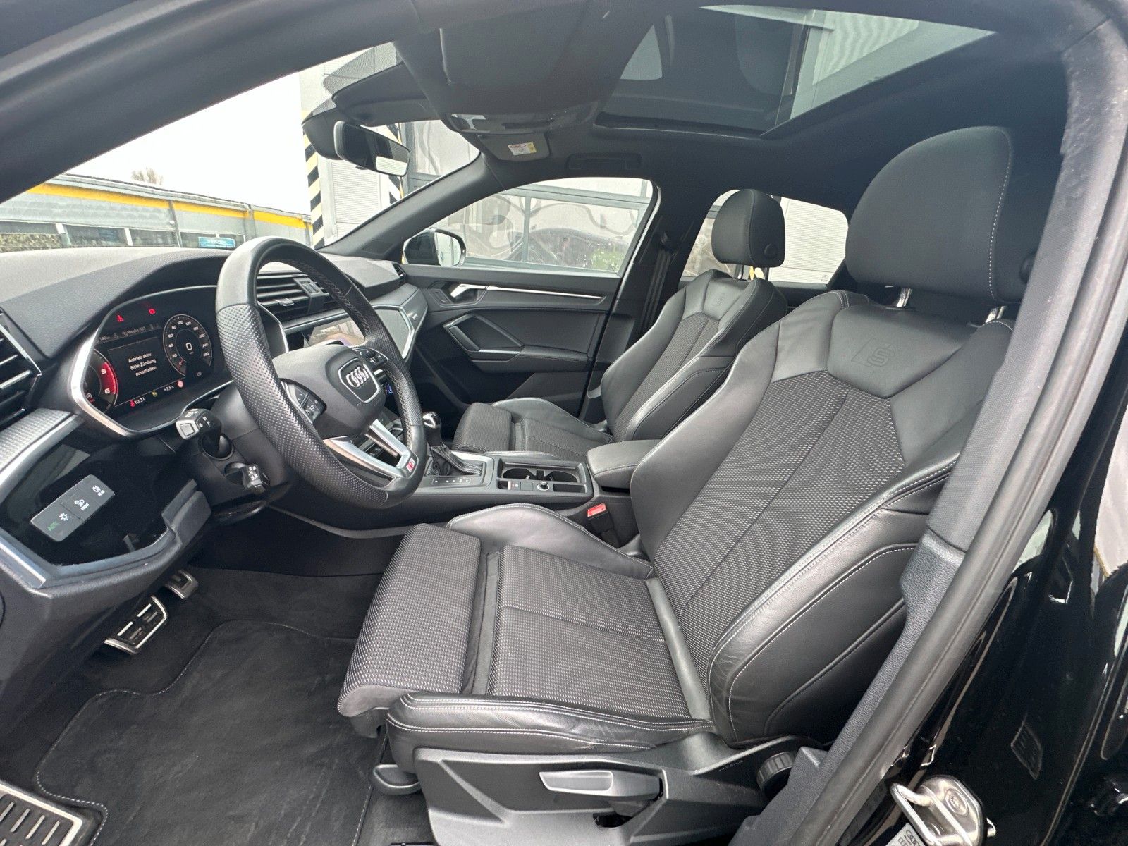 Audi Q3 Sportback 35 TDI quattro S line - Samsaru's Car Outlet