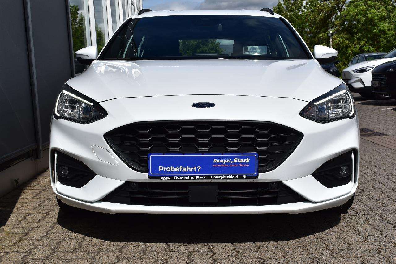 Ford Focus ST-Line - Samsaru's Car Outlet