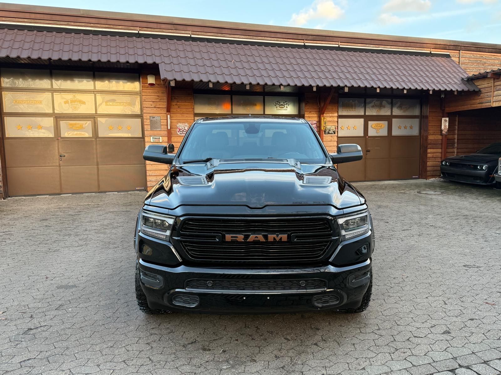 Dodge SPORT*NIGHT*OFFROAD*LIFT*AHK*NAVI*BÜGEL*GARANTIE