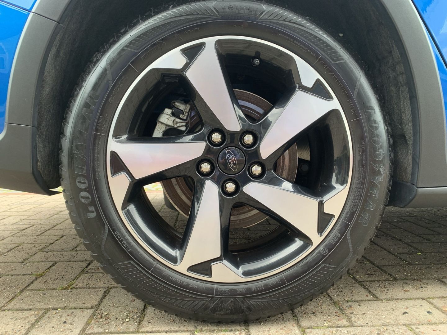 Ford Focus Turnier Active X 1.0 EcoBoost Mild-Hybrid