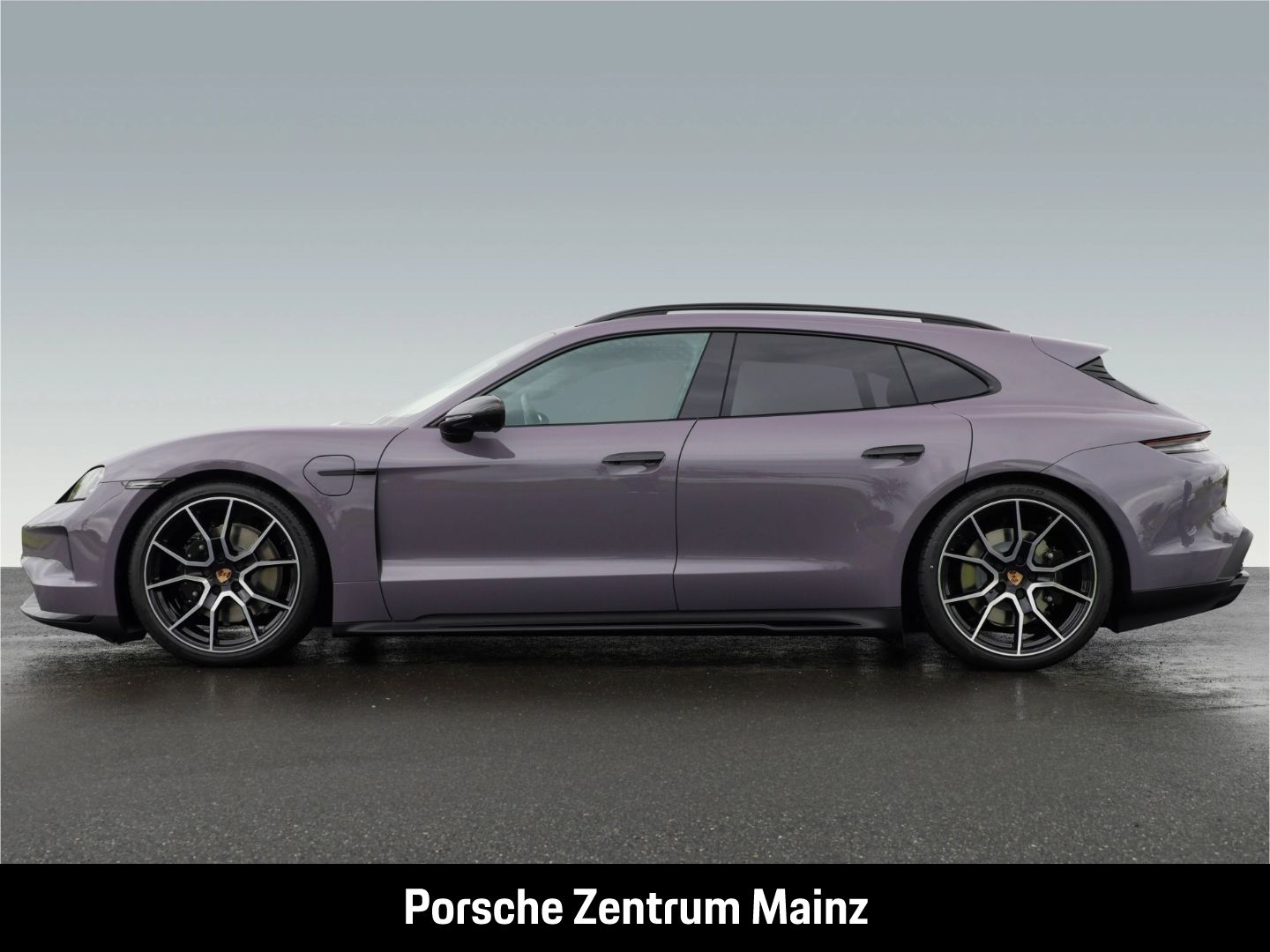 Porsche Taycan Sport Turismo UPE:154.000€,Beifahrerdispl