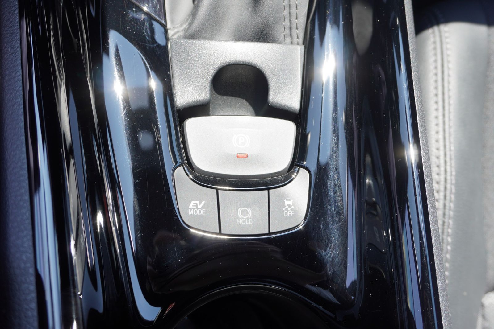 Toyota C-HR 1.8 Hybrid - Samsaru's Car Outlet