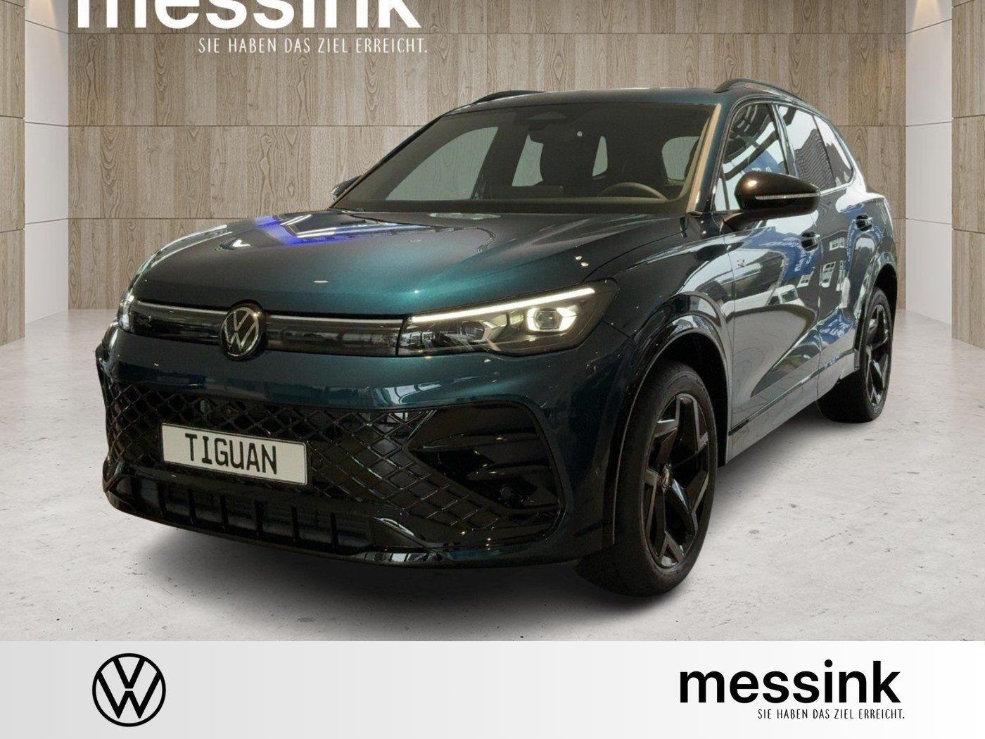 Volkswagen Tiguan R-Line 2.0 l TDI 4MOTION DSG DCC Pano AHK