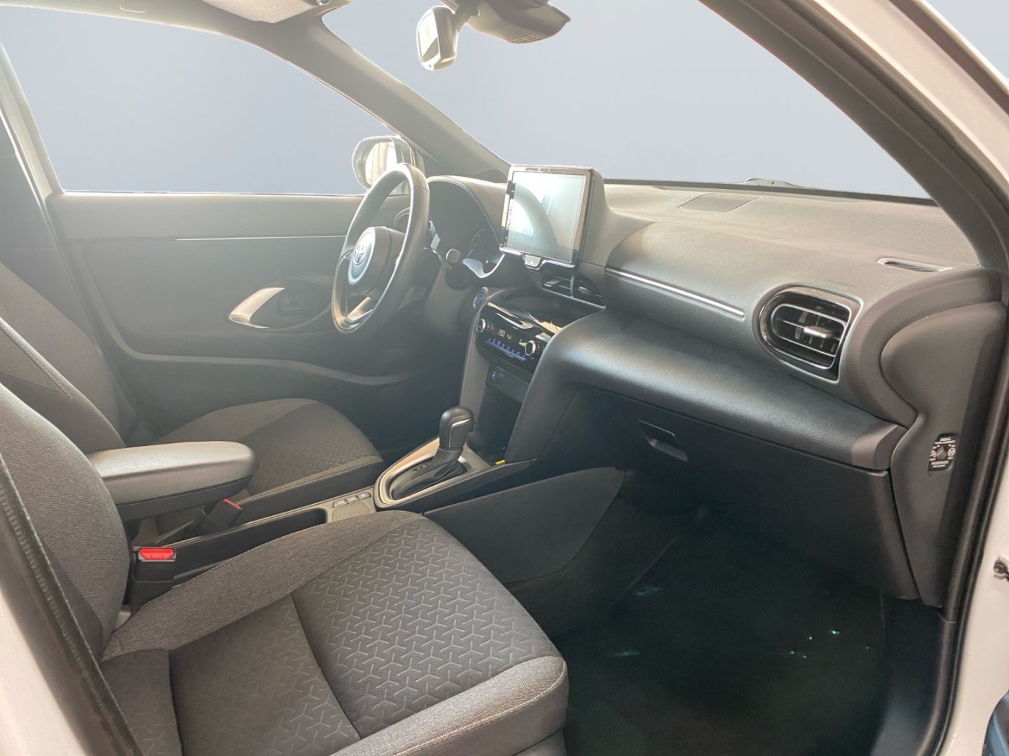 Toyota Yaris Cross Hybrid 1.5 Team D *Safety&Winter Pak