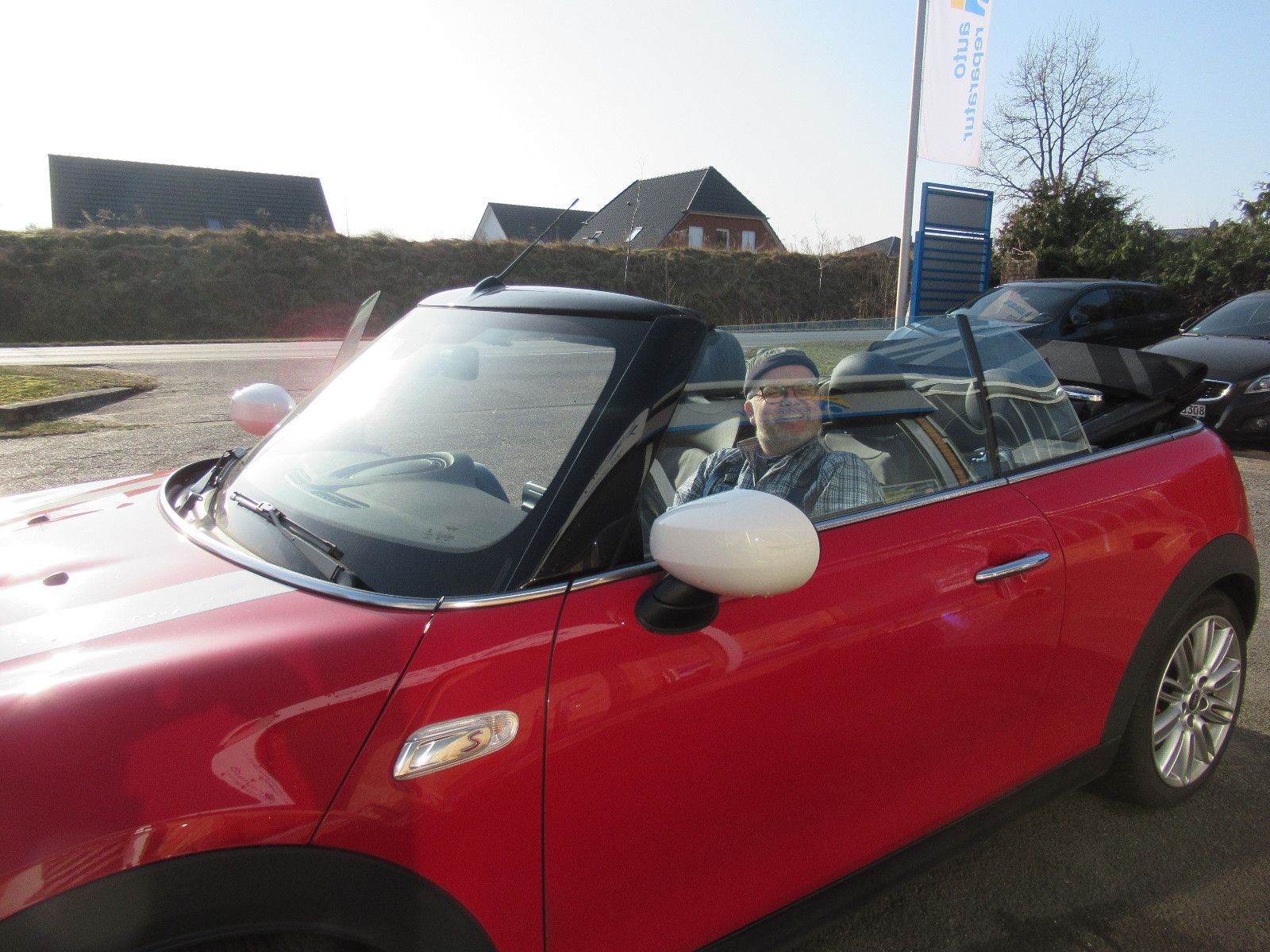MINI Cooper S Cabrio - Samsaru's Car Outlet