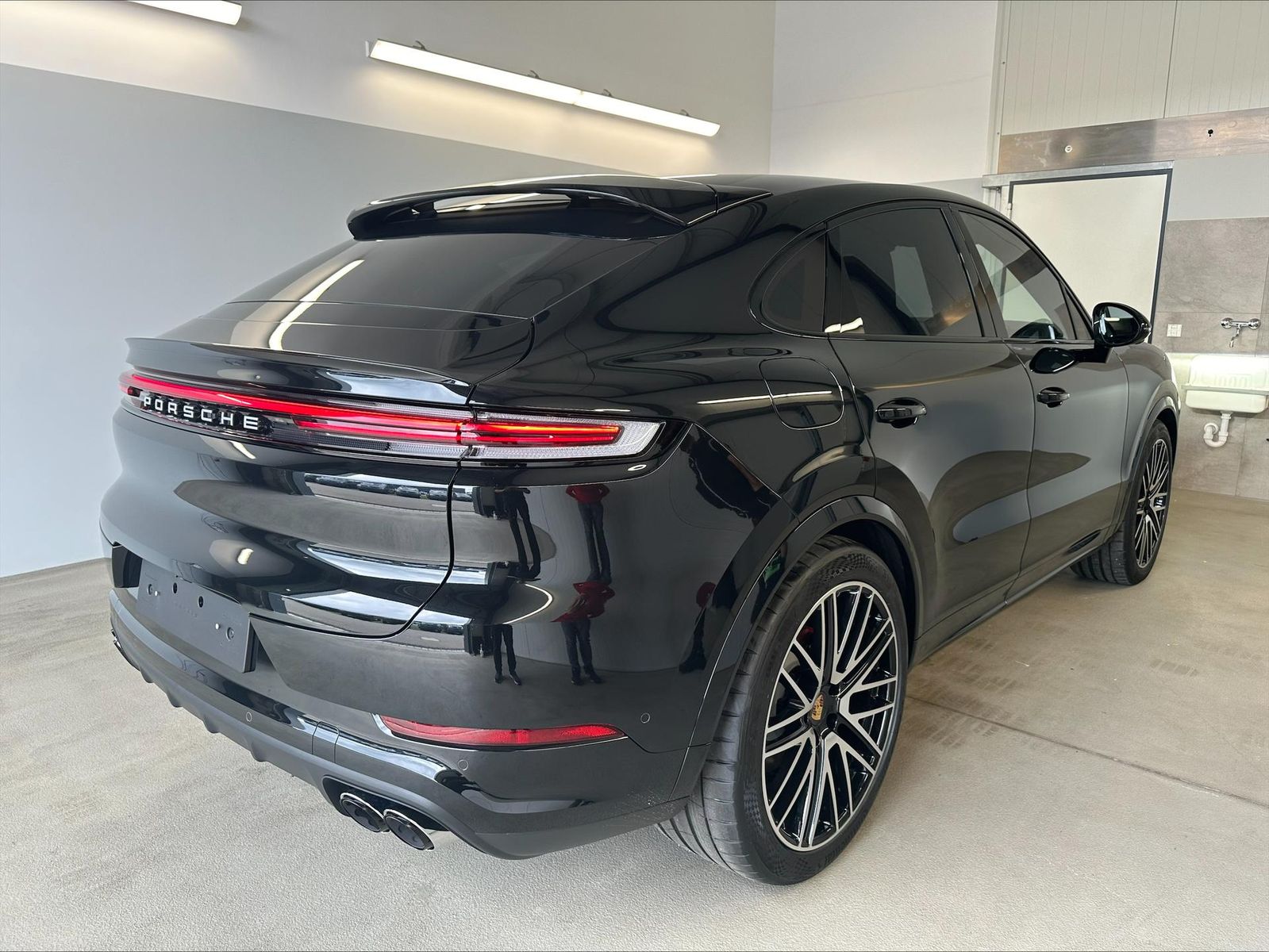 Porsche Cayenne S Coupe 4+1 Luft+AHK+Matrix+Bose+STHZ...