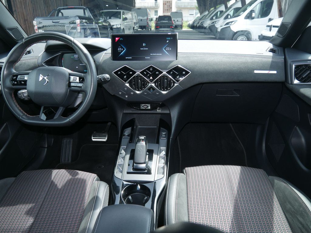 DS Automobiles DS 3 Crossback E-Tense Perfomance Line+ ACC HUD