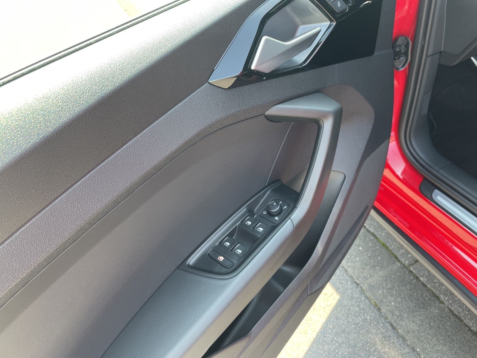 Audi A1 Sportback 25 TFSI S tronic - Samsaru's Car Outlet