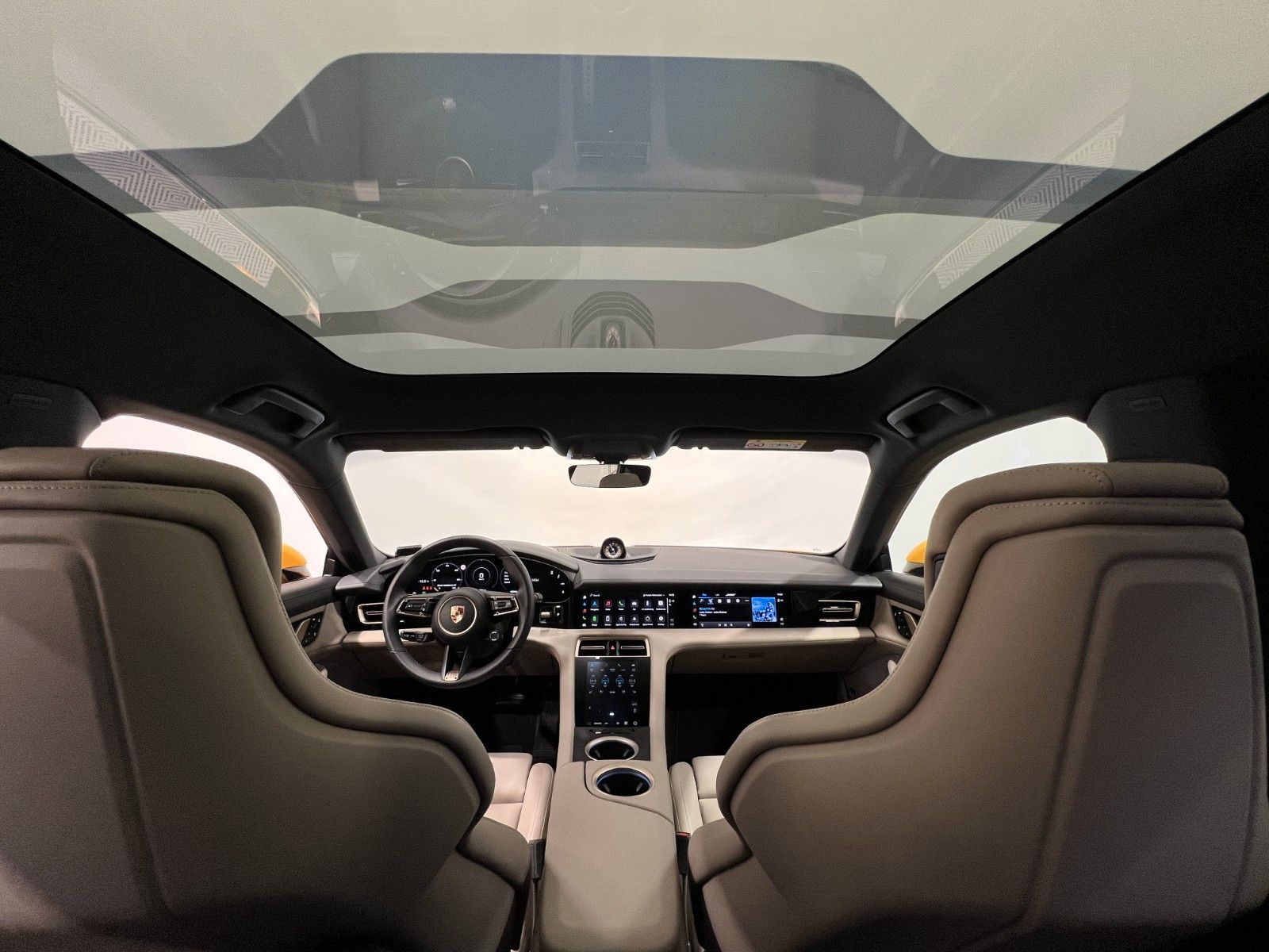 Porsche Taycan Cross Turismo 4S