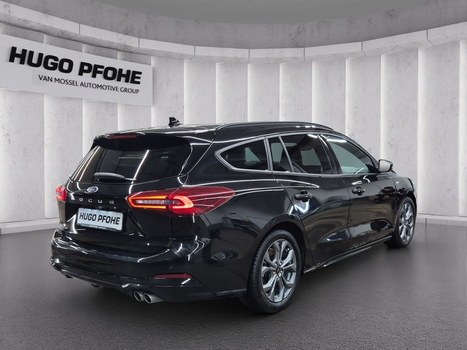 Ford Focus ST-Line X Turnier Aut.*AHK*ACC*HUD*KAM*NAV