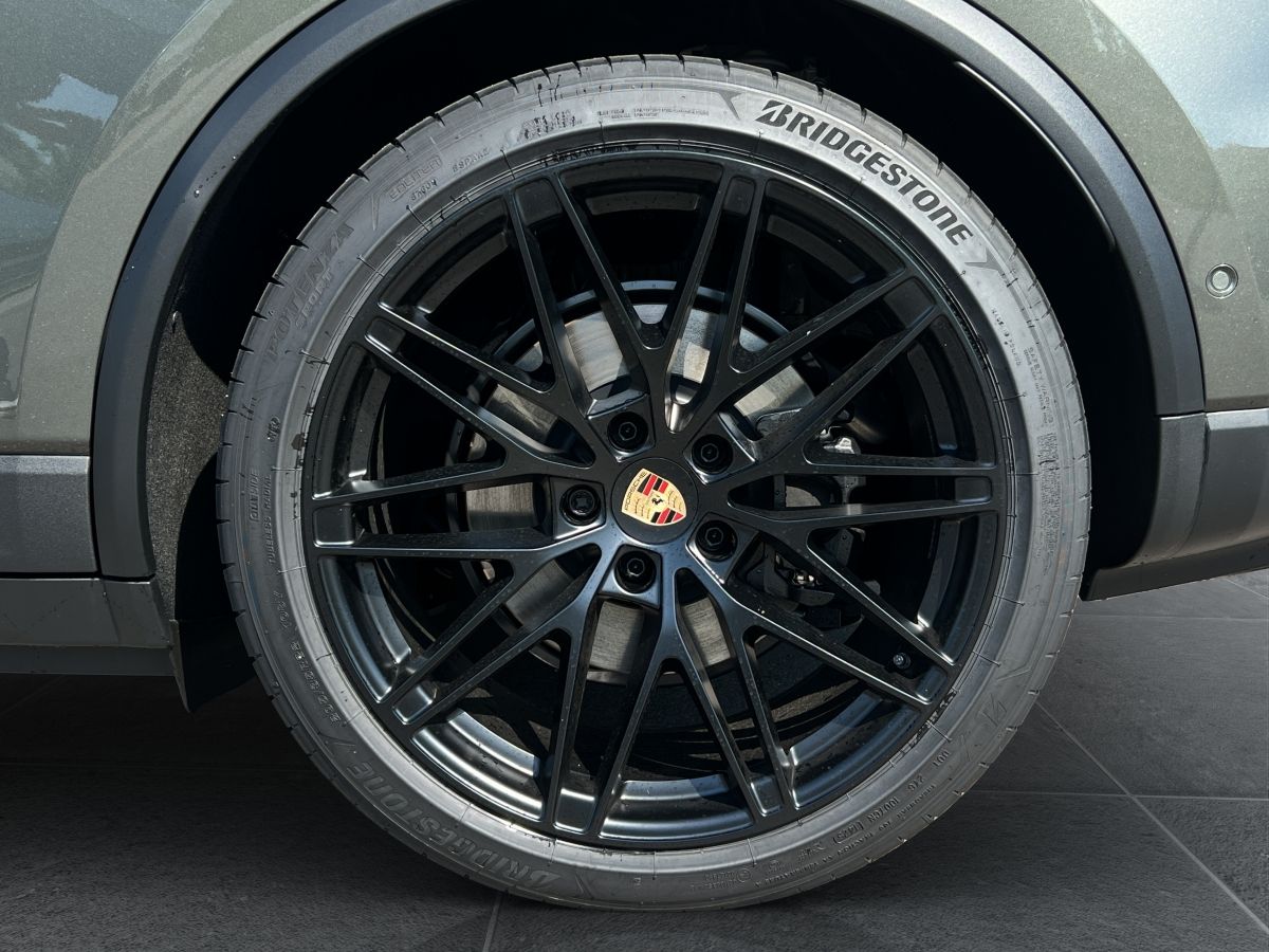Porsche Macan 4 | Luftfederung | InnoDrive | BOSE |