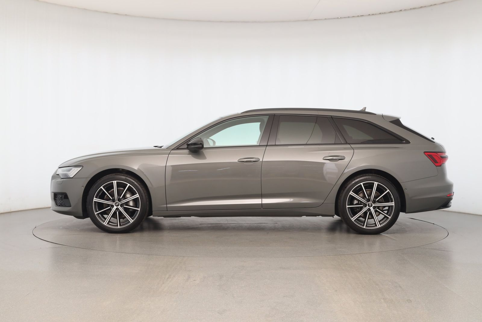 Audi A6 Avant 45 TFSI S tronic advanced S line AHK